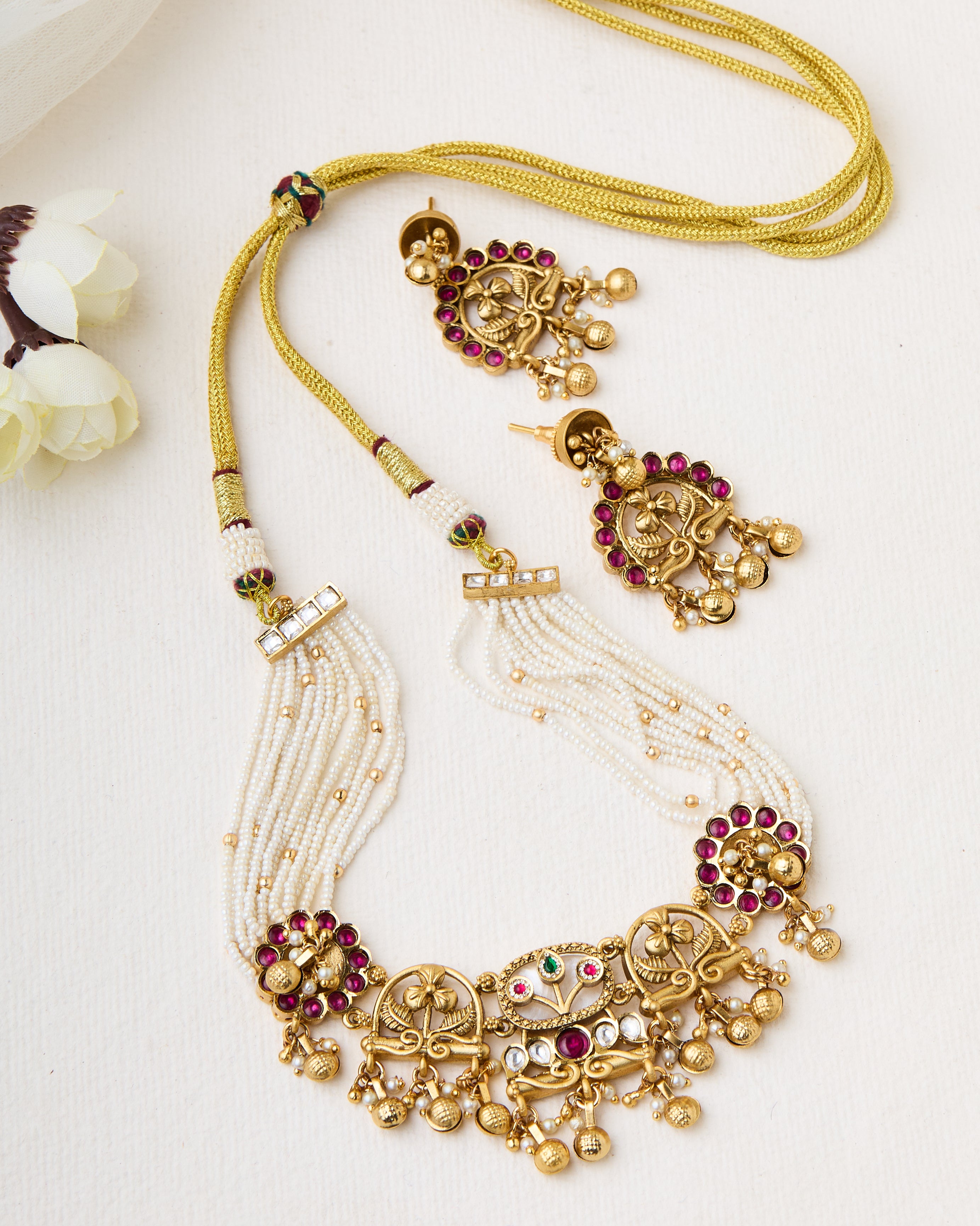 Vanshika gold look alike necklace set