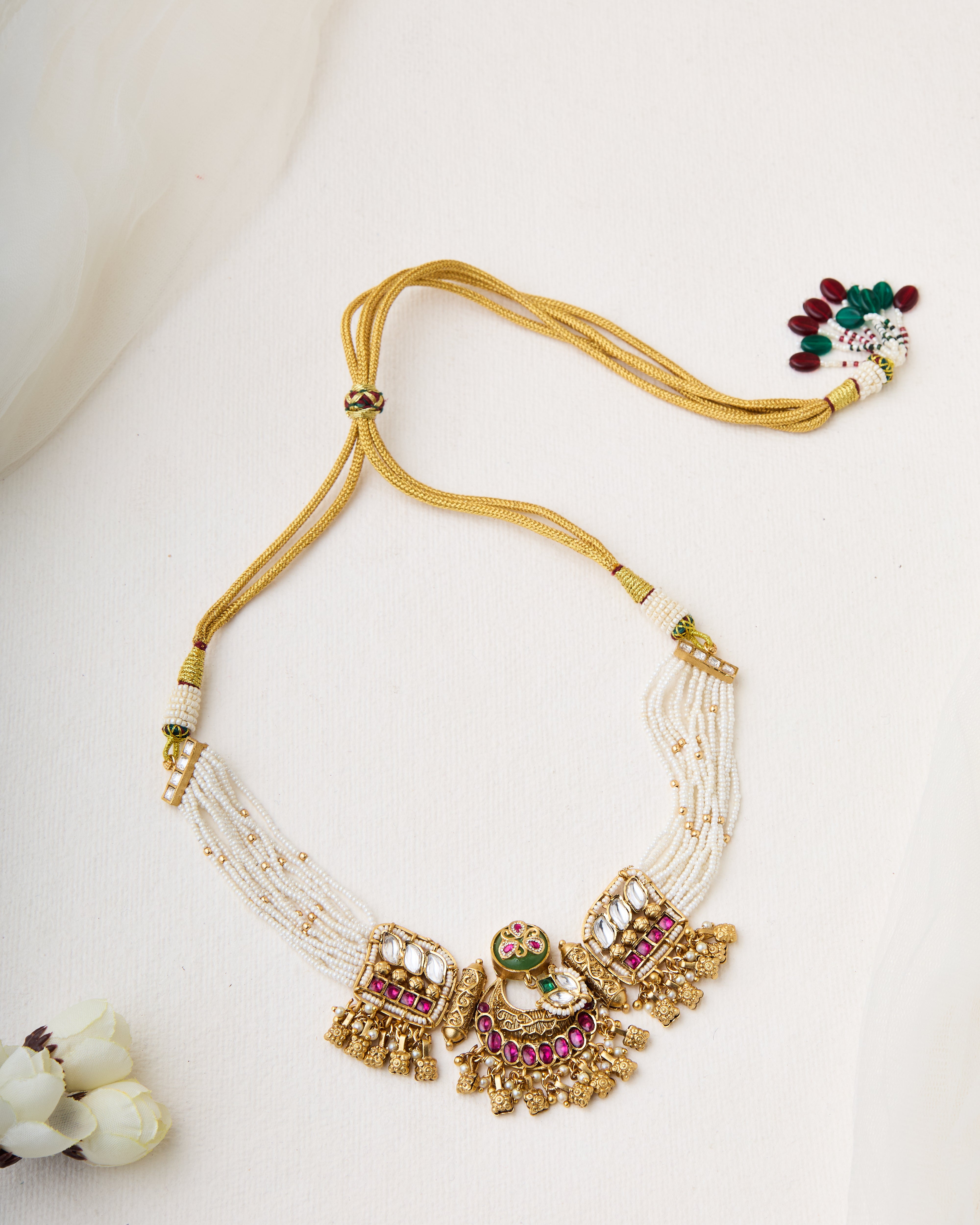 Anshika gold look a like necklace set