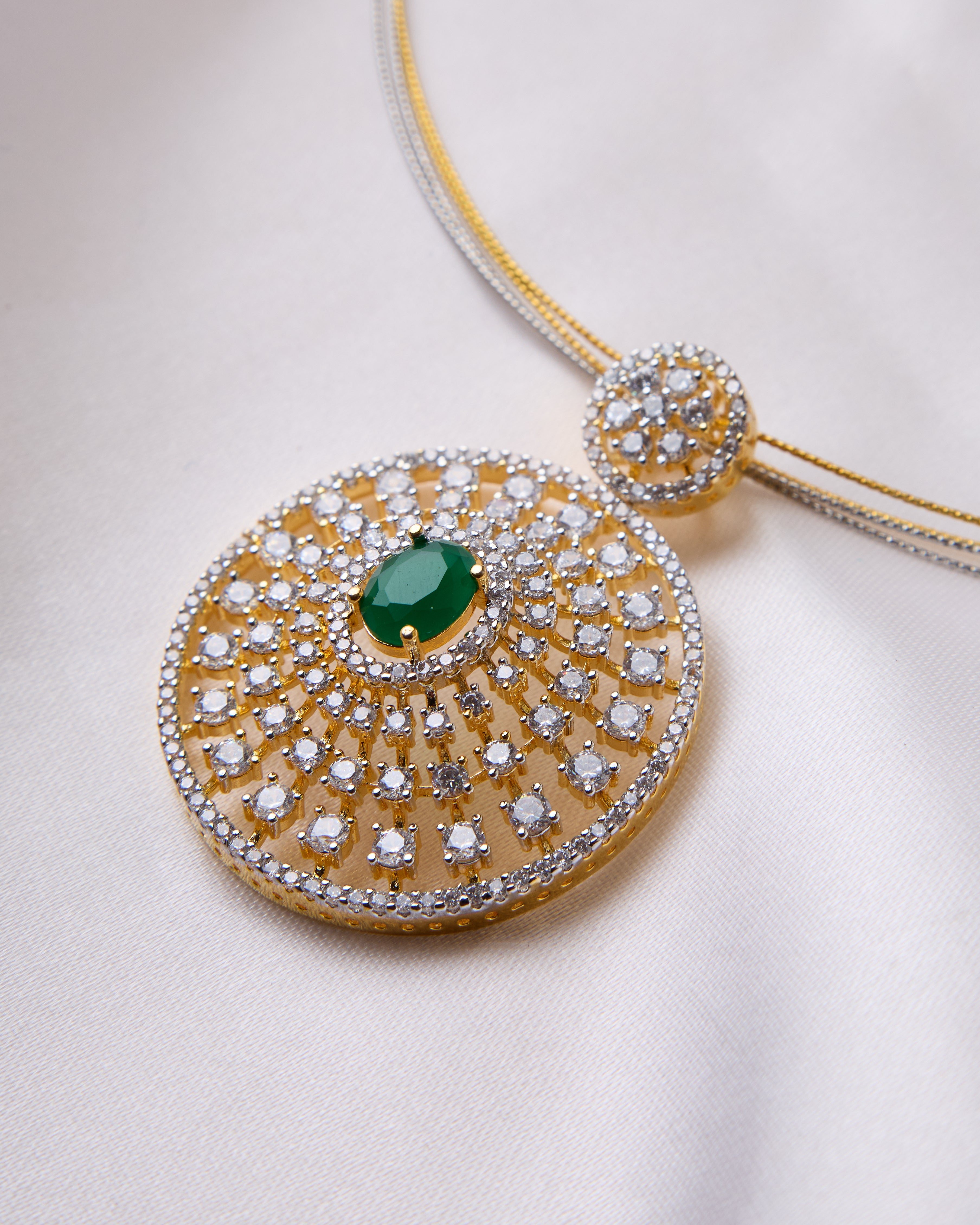 Prisha green diamond necklace set
