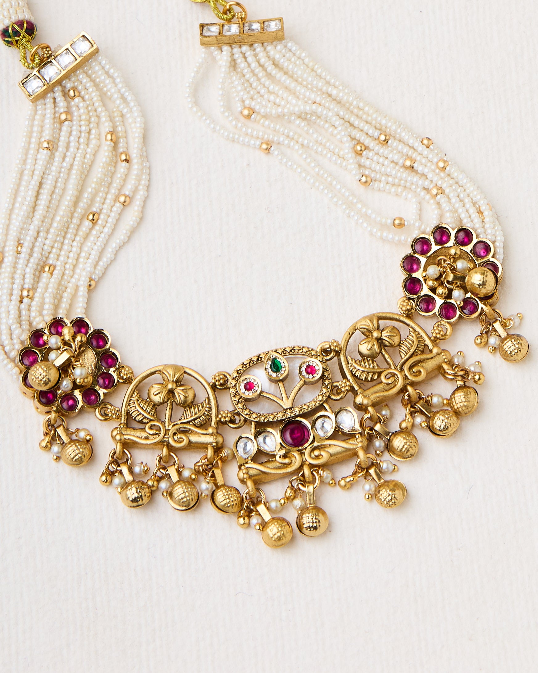 Vanshika gold look alike necklace set