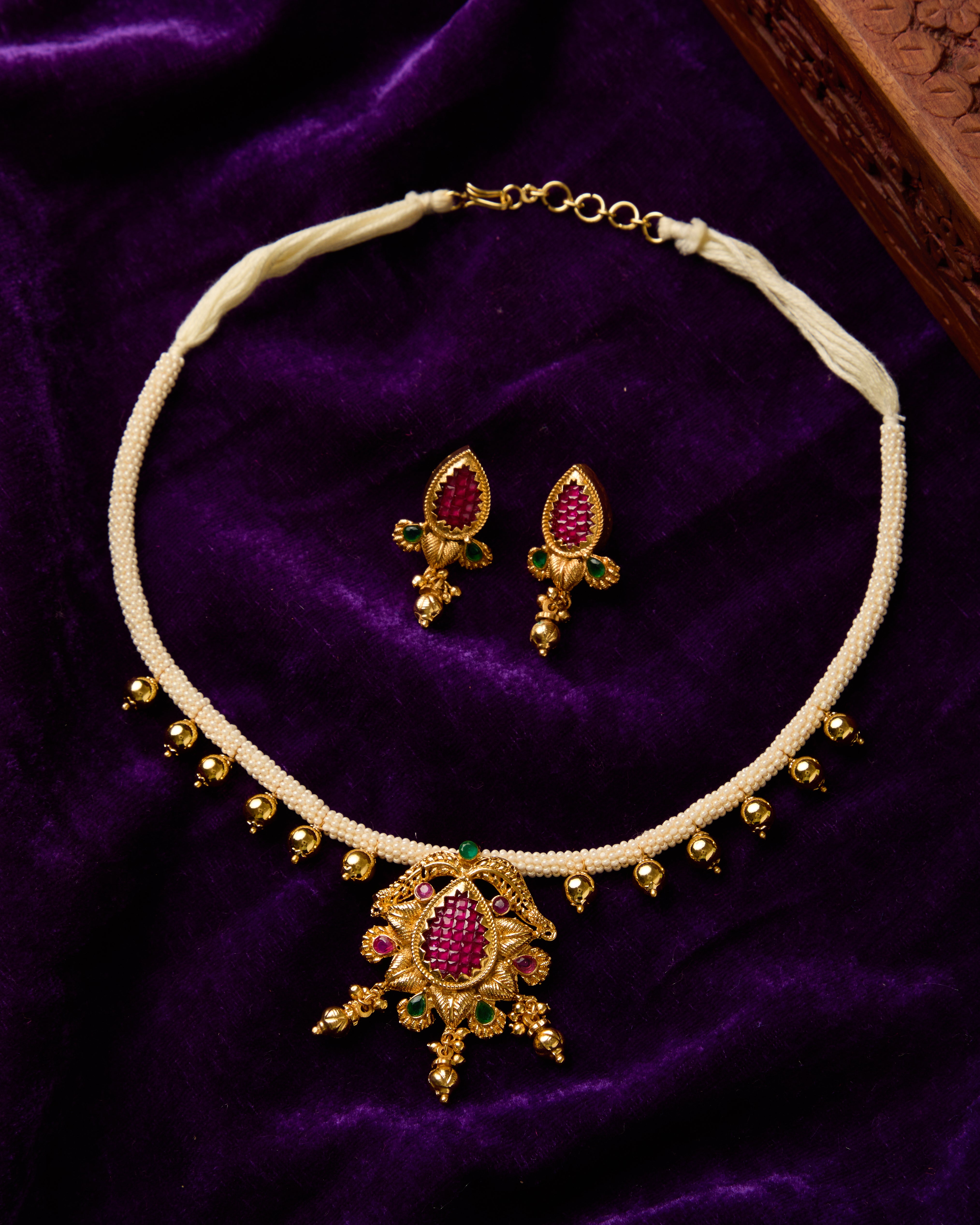 Nitya pink choker necklace