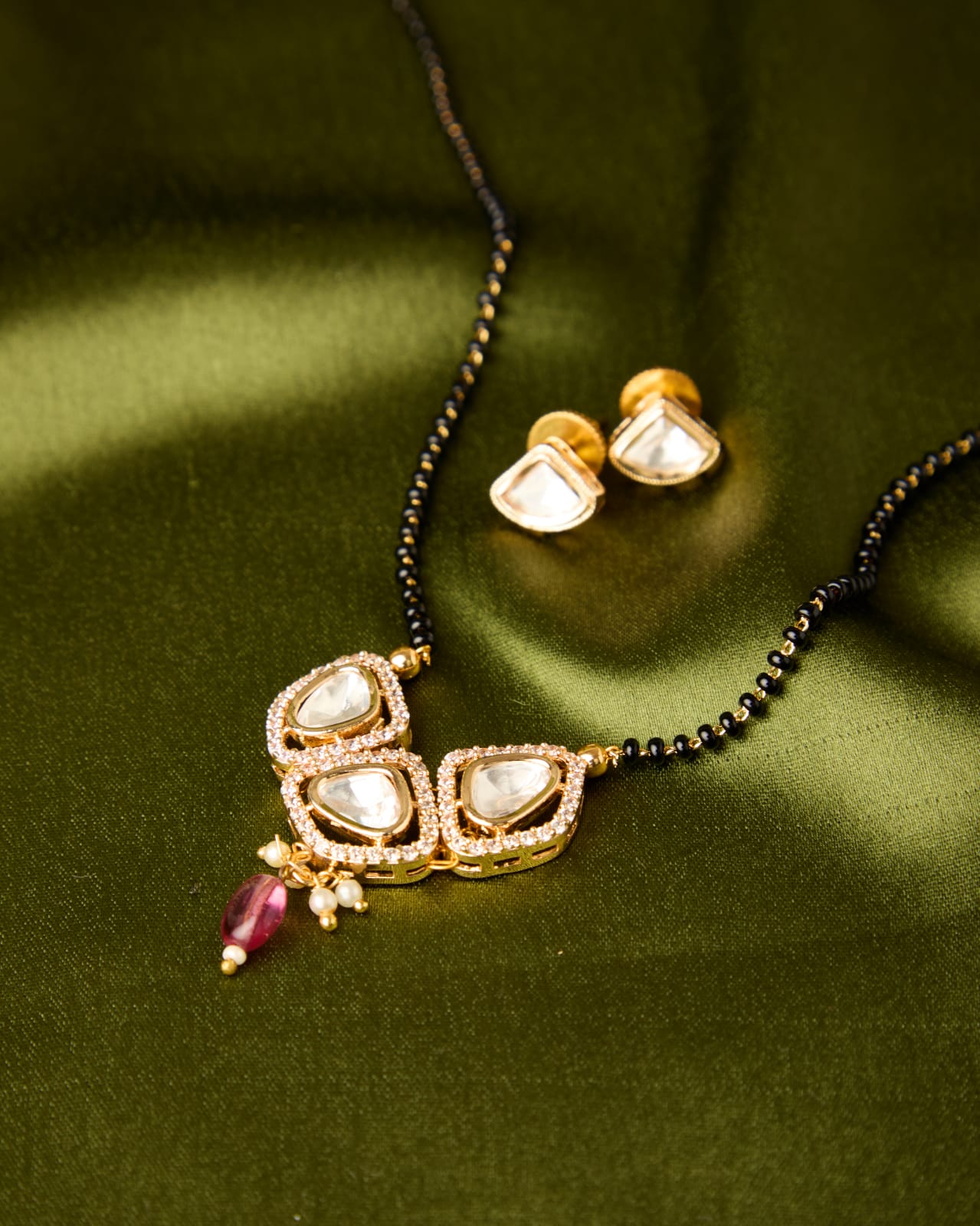 Freya Fancy Mangalsutra with earrings