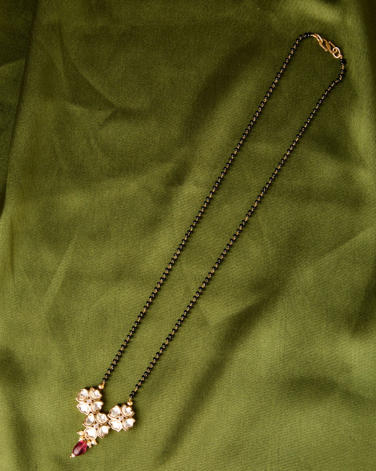 Elegant flower mangalsutra with earrings