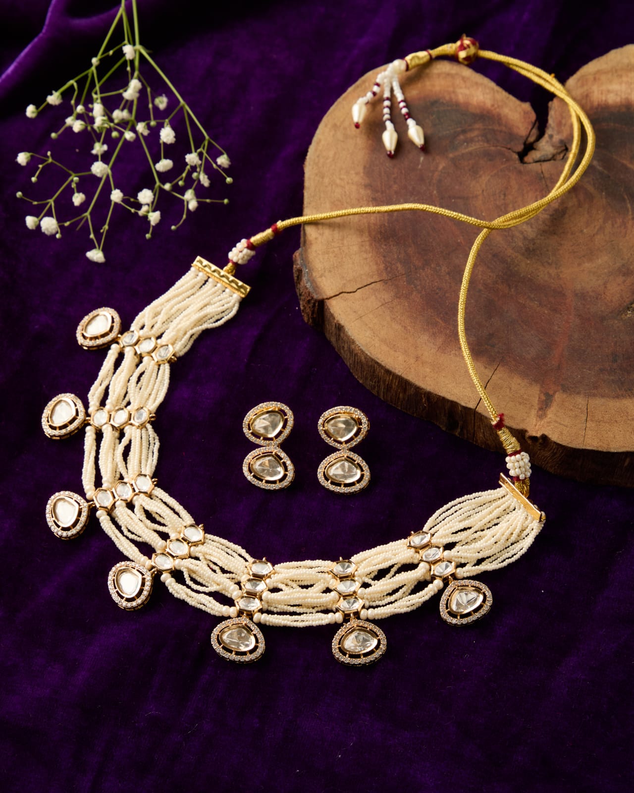 Ishani white kundan moti Necklace
