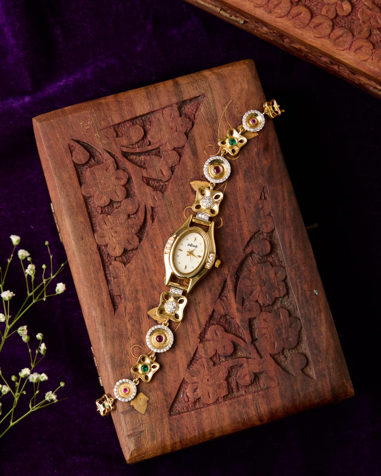 shimoni fancy wrist watch