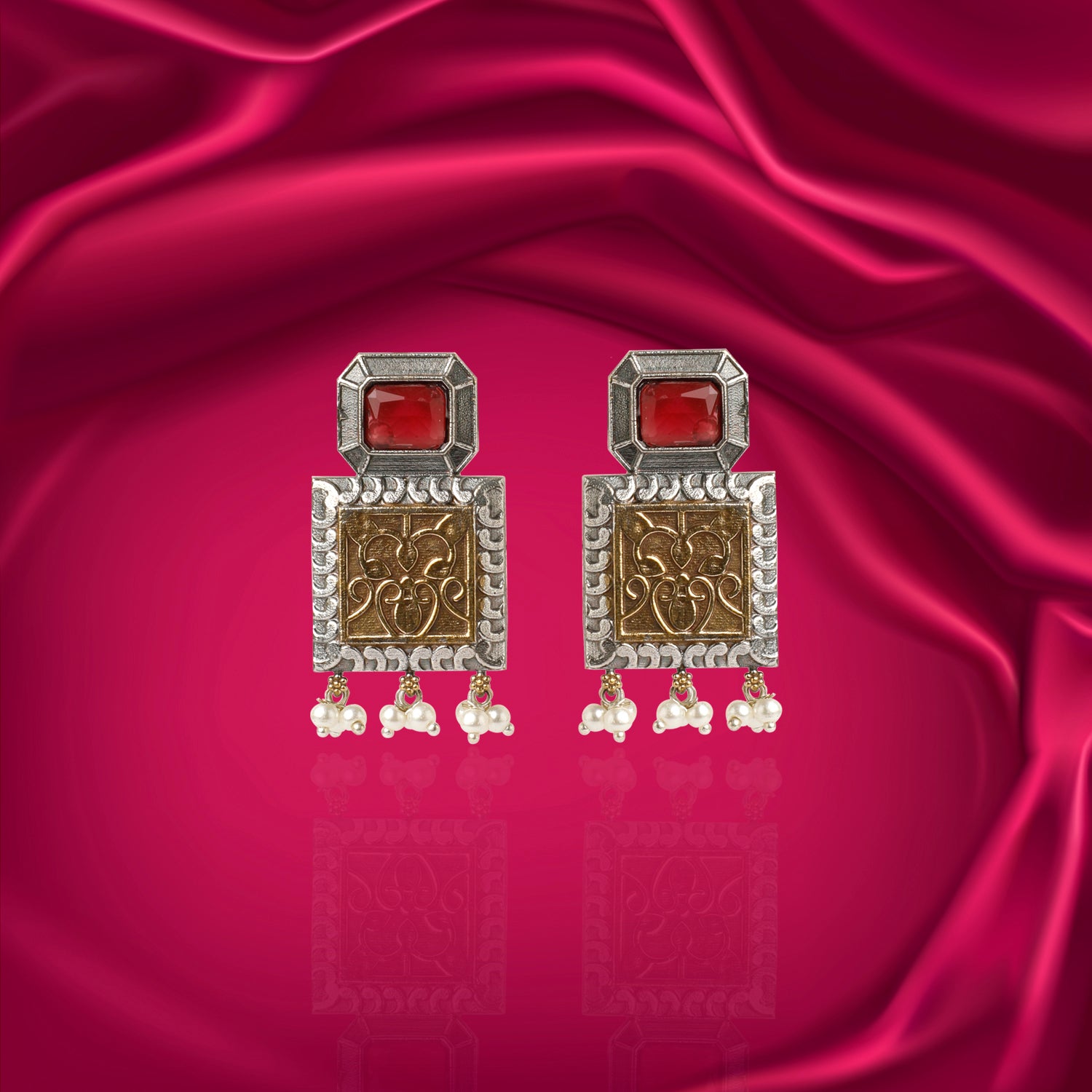 Freya duo toned maroon earrings