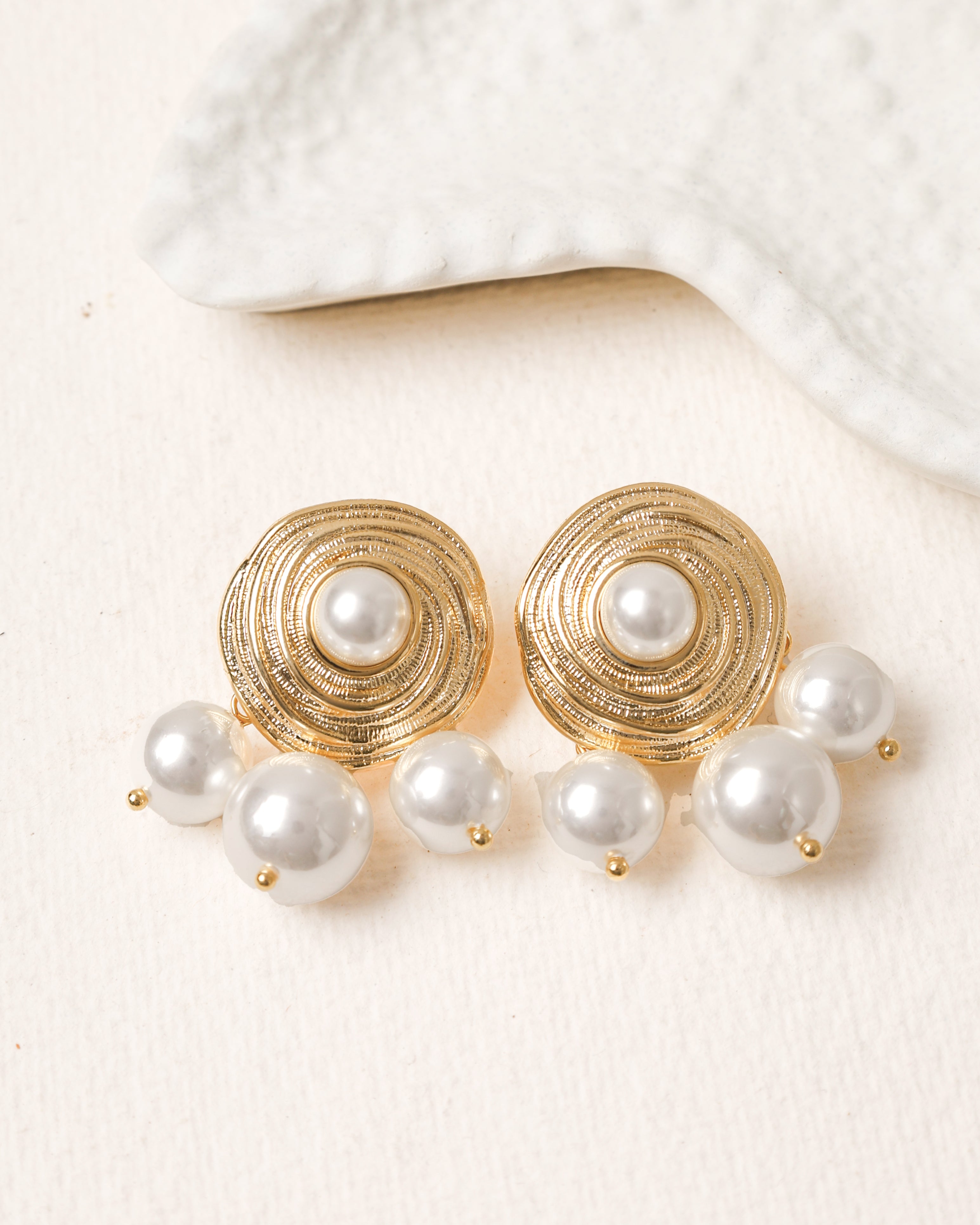 Pearl Swirl Vintage Drops