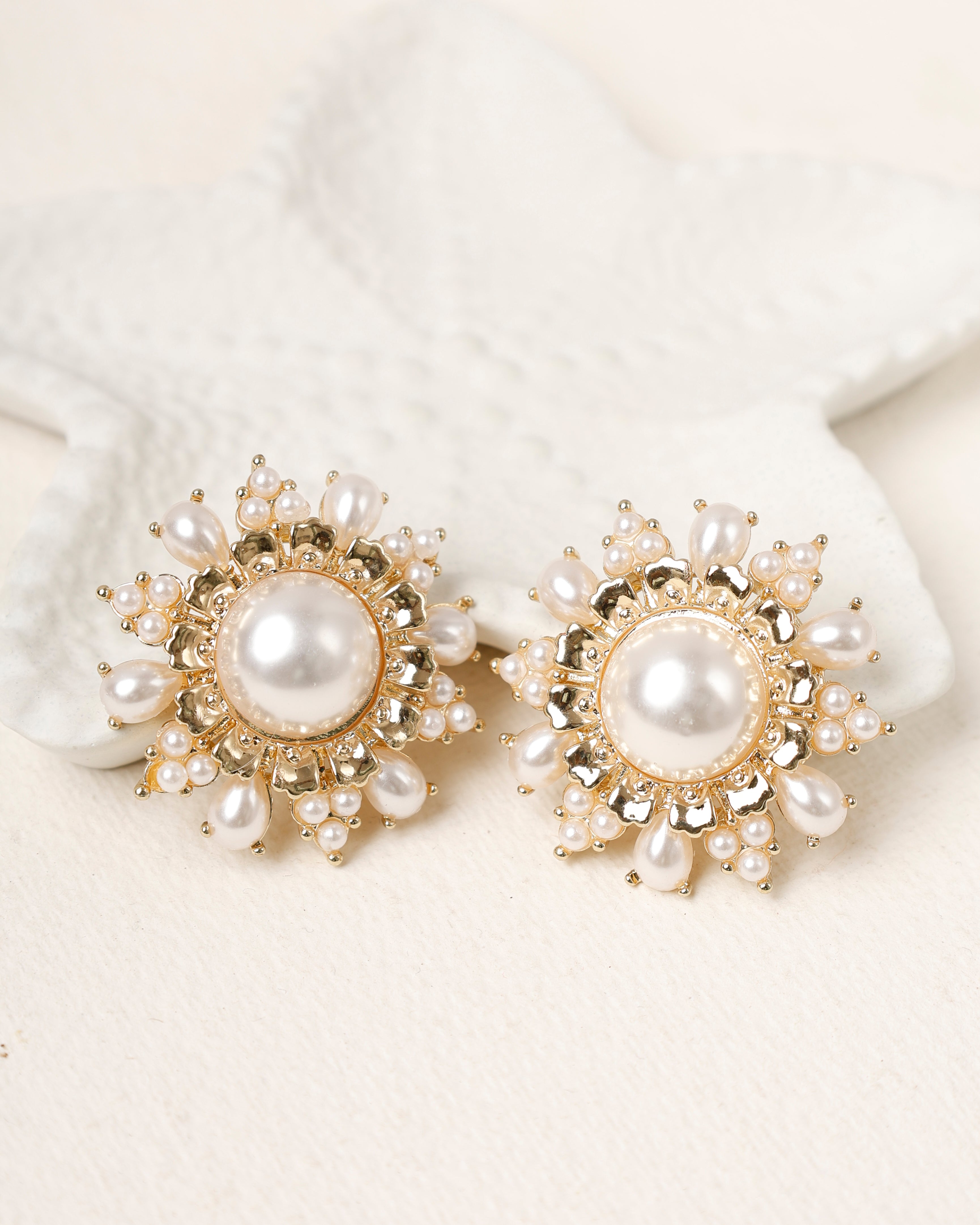 Royal Pearl Radiance Studs