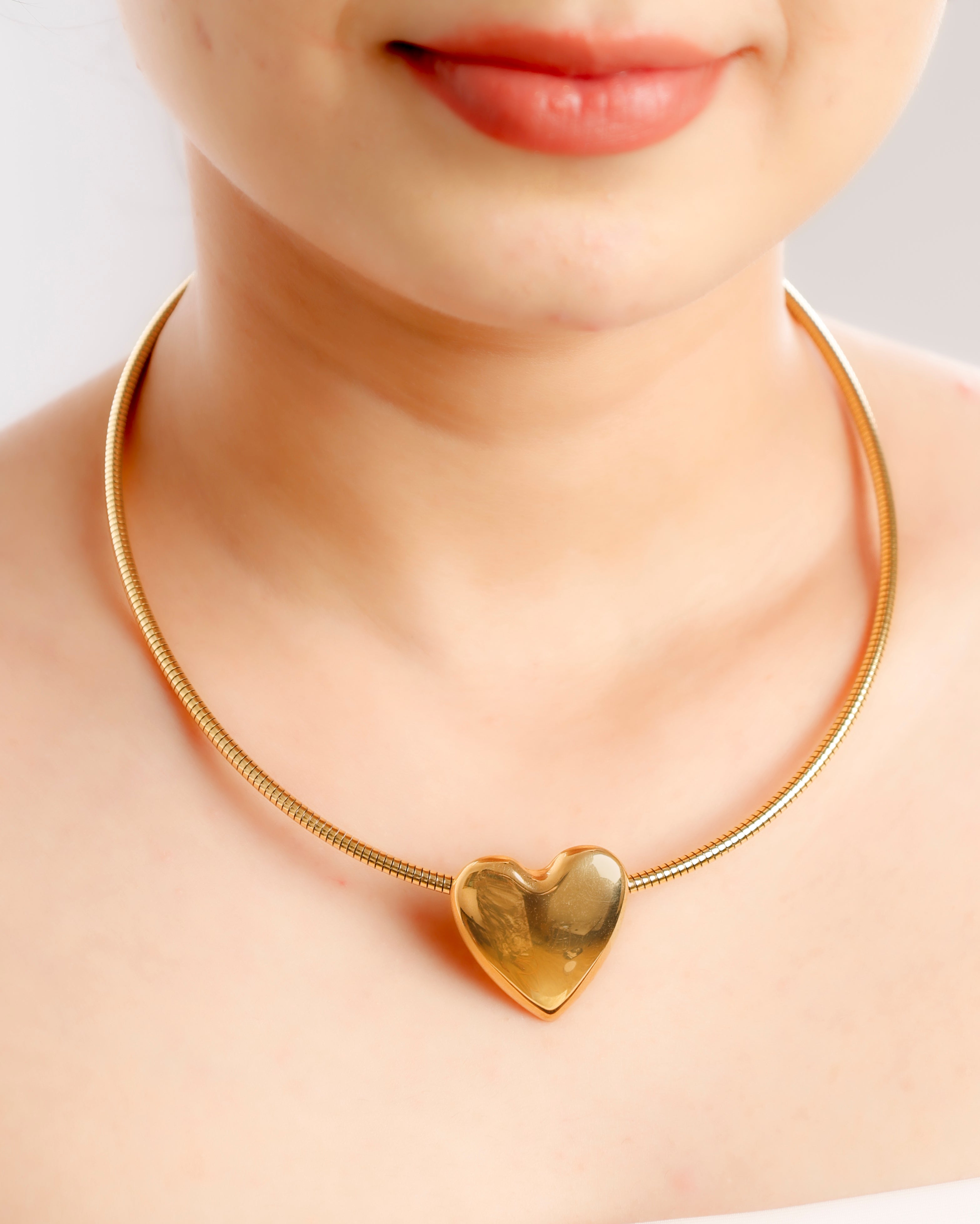 Golden Heart Choker